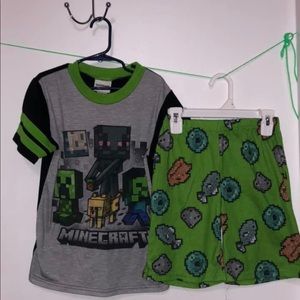 Boys pajamas 6/7